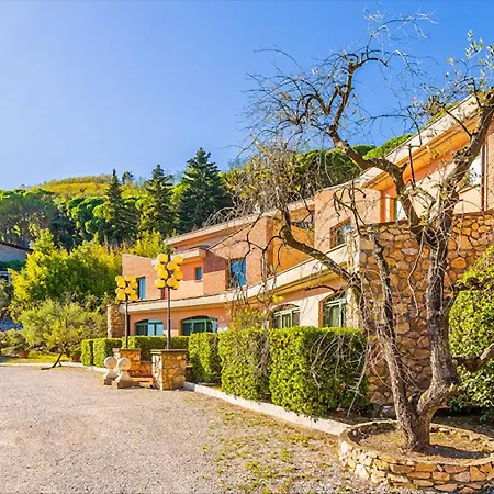 Santa Barbara Otel 3*