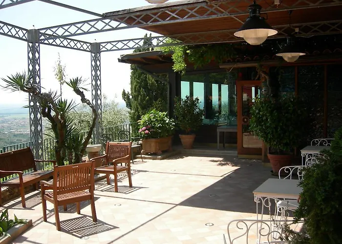 Santa Barbara Hotel 3*